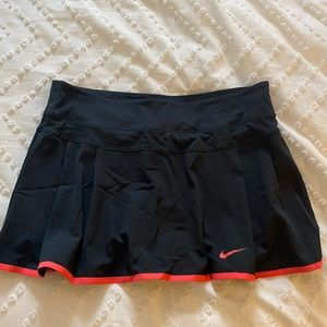Nike tennis skirt large